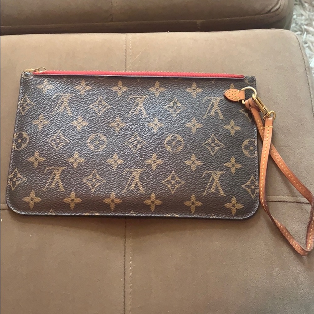 Neverfull Pochette Monogram Canvas Small